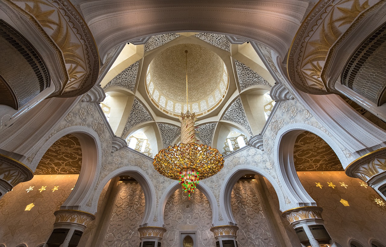 Visita a la Mezquita de Abu Dhabi