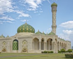 Espectaculares Palacios y Mezquitas en Muscat Mascarate Oman