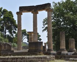 Olimpia yacimiento arqueológico Peloponeso Grecia