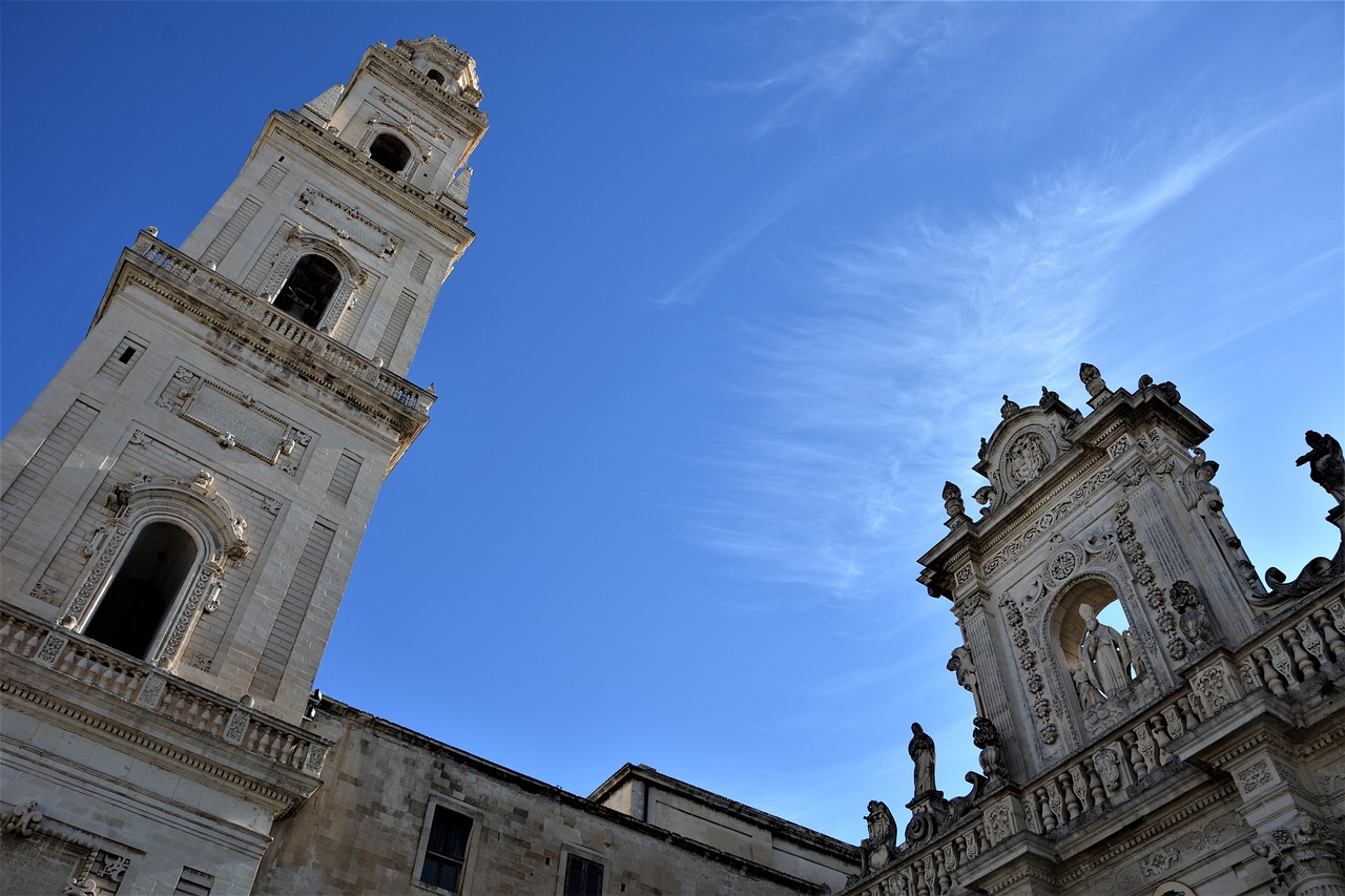 Torre de la catedral de Lecce Italia
